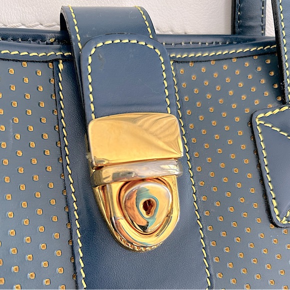 Dooney & Bourke vintage cabrio navy perforated leather bucket bag long handles - Picture 5 of 10